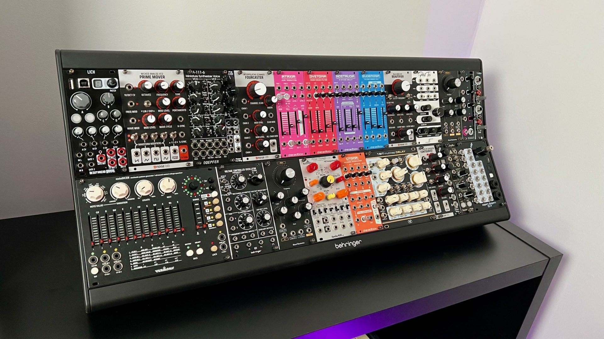A Eurorack... rack, I guess?