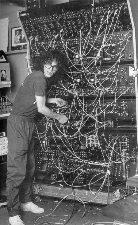 Steve Porcaro (from Toto) with the Polyfusion Damius
synth.